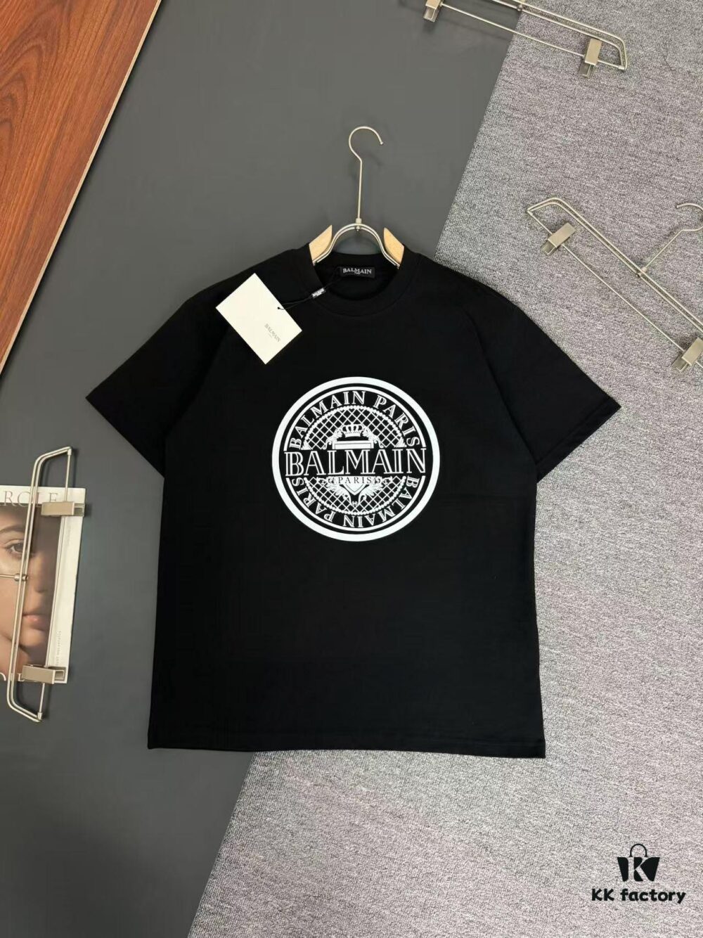 6931a4ebccd8ab3d7af993e5 Balmain Heavyweight 320g Cotton T-Shirt, Thick and Breathable Loose-Fit Short-Sleeve Crew Neck Tee, Fashionable Spring and Summer New Arrival with Printed Logo Design