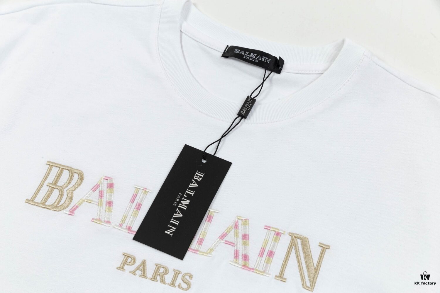6931a4f5ccd8ab3d7af9949b BALMAIN∽2025 Spring-Summer New Collection T-Shirt, 250g Pure Cotton Fabric, Thousands of Embroidery Stitches, Stylish and Handsome Design, Comfortable Material, Precise Craftsmanship, Neat Stitching, Excellent Fit