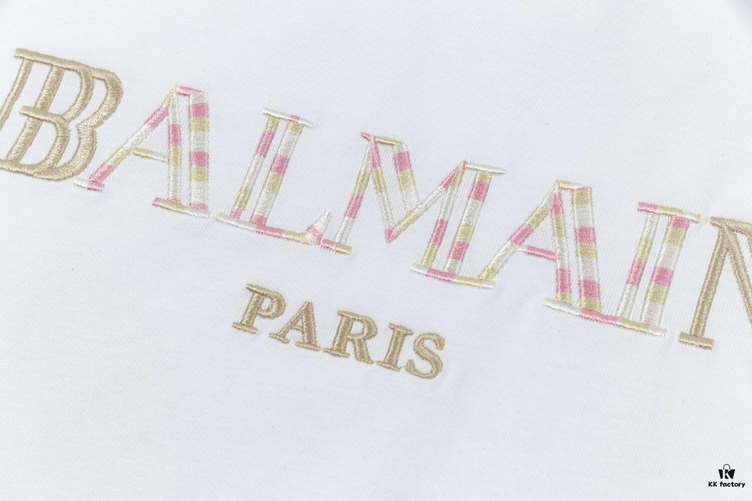 6931a4f6ccd8ab3d7af9949f BALMAIN∽2025 Spring-Summer New Collection T-Shirt, 250g Pure Cotton Fabric, Thousands of Embroidery Stitches, Stylish and Handsome Design, Comfortable Material, Precise Craftsmanship, Neat Stitching, Excellent Fit