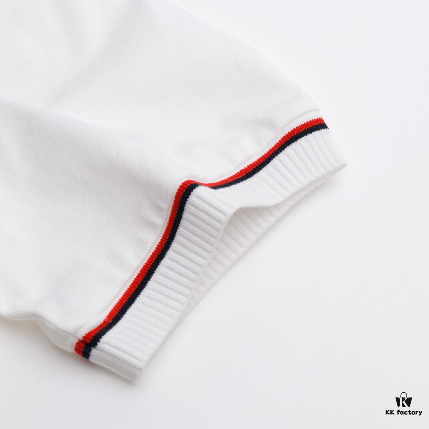 6931a4feccd8ab3d7af99534 THOM BROWNE TB Red Stripe Woven Crew Neck Short Sleeve T-Shirt