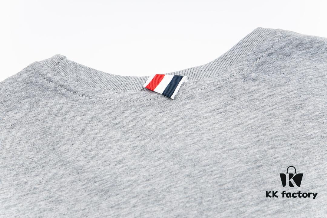 6931a510ccd8ab3d7af995ce THOM BROWNE 24SS TB Dog Embroidered Short Sleeve T-Shirt