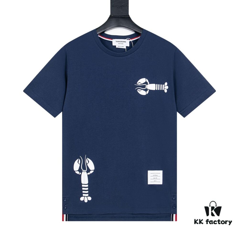 6931a515ccd8ab3d7af99620 Thom Browne Lobster Print Short Sleeve T-Shirt Summer 2023 New Arrival