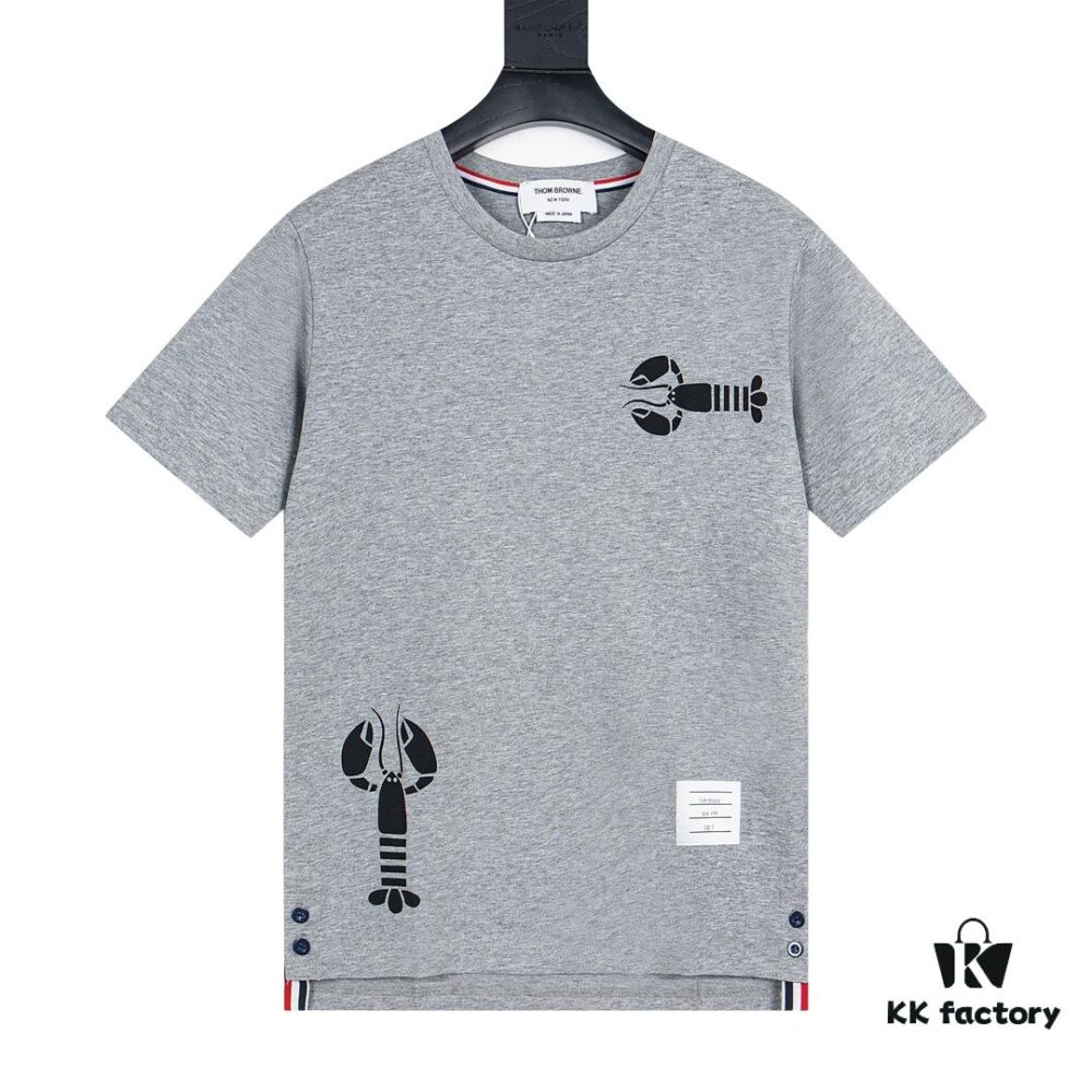 6931a515ccd8ab3d7af99629 Thom Browne Lobster Print Short Sleeve T-Shirt Summer 2023 New Arrival