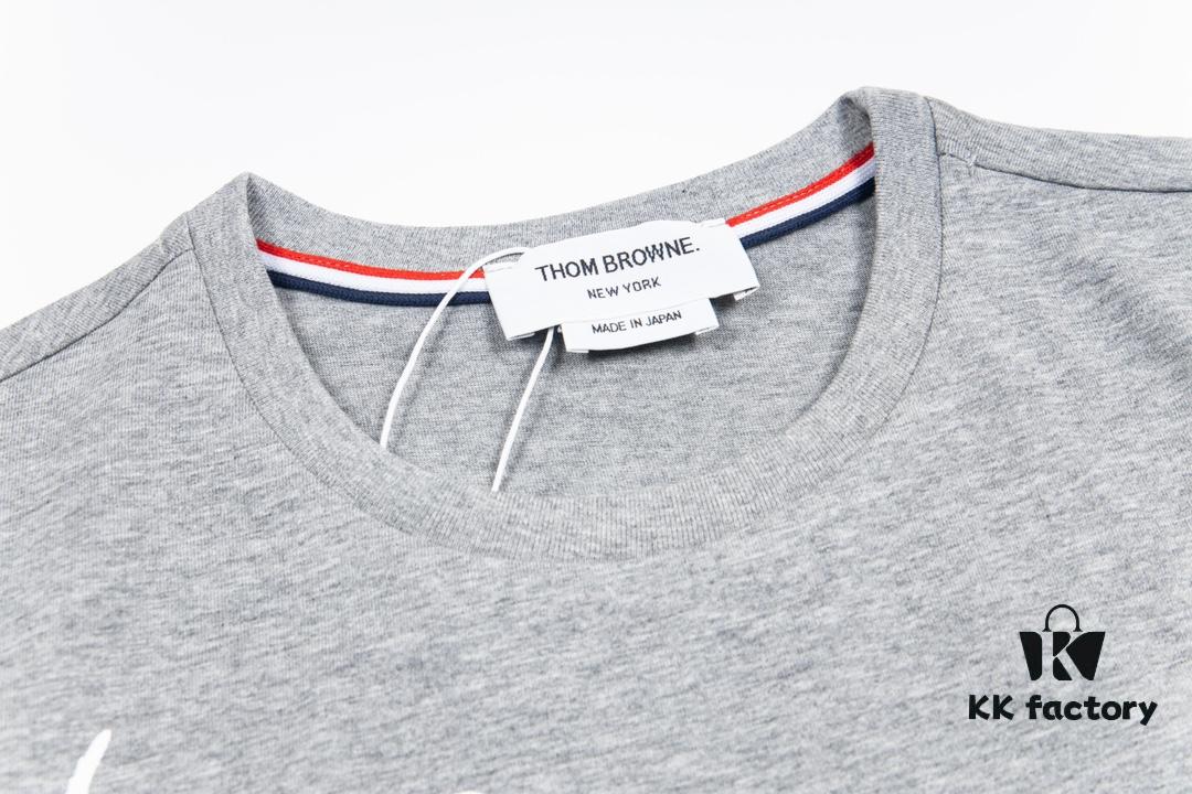 6931a517ccd8ab3d7af99650 THOM BROWNE 24SS TB Skiing Puppy Short Sleeve T-Shirt