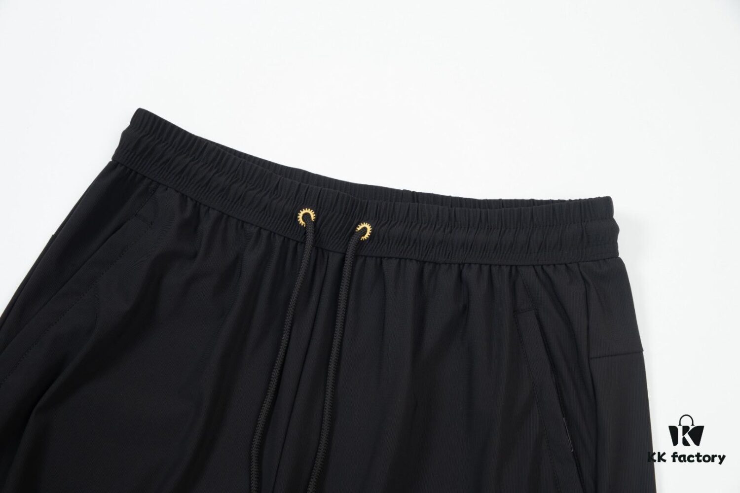 6931a51accd8ab3d7af9967a TB Tommy Brown Spring and Summer New Arrival High-Quality Lightweight Sporty Ice-Silk Pants in Two Classic Colors, Smooth Comfortable Wrinkle-Free and Seamless Design