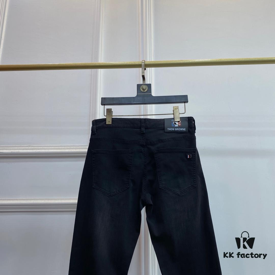 6931a51eccd8ab3d7af996ca 2025 Spring Summer European Boutique New Arrival Ultra-High-End Replica Level Overseas Trade Company Order Source Top-Quality Original Men's Custom Fashion Slim Straight Jeans 528–41