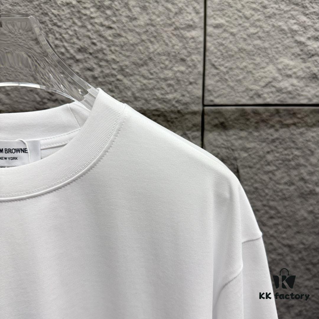 6931a527ccd8ab3d7af9975b TB*Tommy* 2025 Spring and Summer New Arrival Classic Scarf Dog Embroidery Short Sleeve T-Shirt Custom Double Gauze Plain Weave Pure Cotton 300 Fabric Unisex