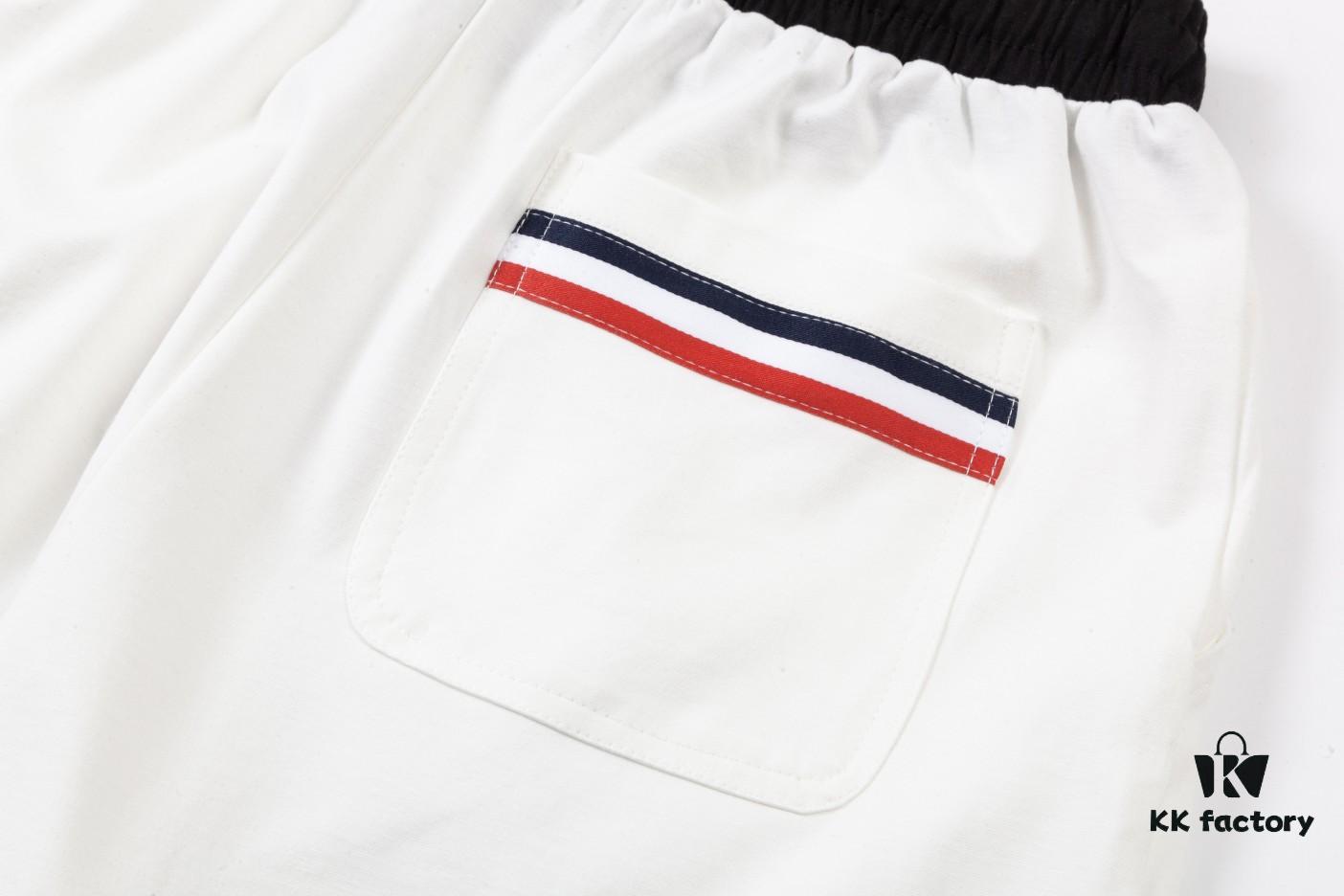 6931a52accd8ab3d7af9977e 2024SS Thom Browne New Knit Shorts, Custom Fabric, Jacquard Knit Technique, Embroidered Logo, Streamlined Tailored Fit, Straight Striped Panel Design, Premium Metal Hardware Drawstring, Smooth and Comfortable Breathable Wear, Textured and Structured Look, Stylish Casual Wear