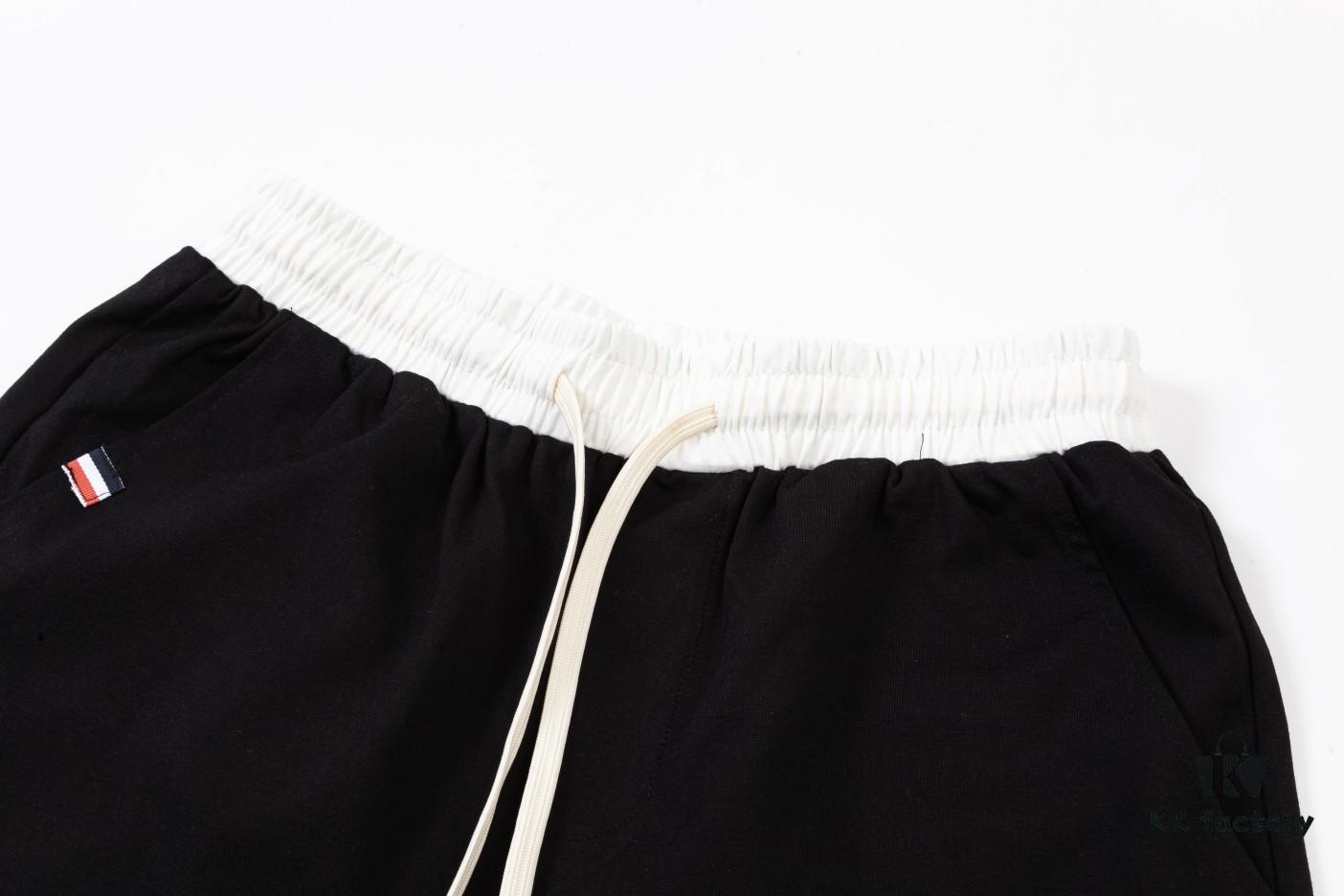 6931a52accd8ab3d7af99783 2024SS Thom Browne New Knit Shorts, Custom Fabric, Jacquard Knitting Technique, Embroidered Logo, Streamlined Three-Stripes Paneling, Premium Metal Hardware Drawstring for a Comfortable, Breathable, Structured Fit, Stylish Casual Wear