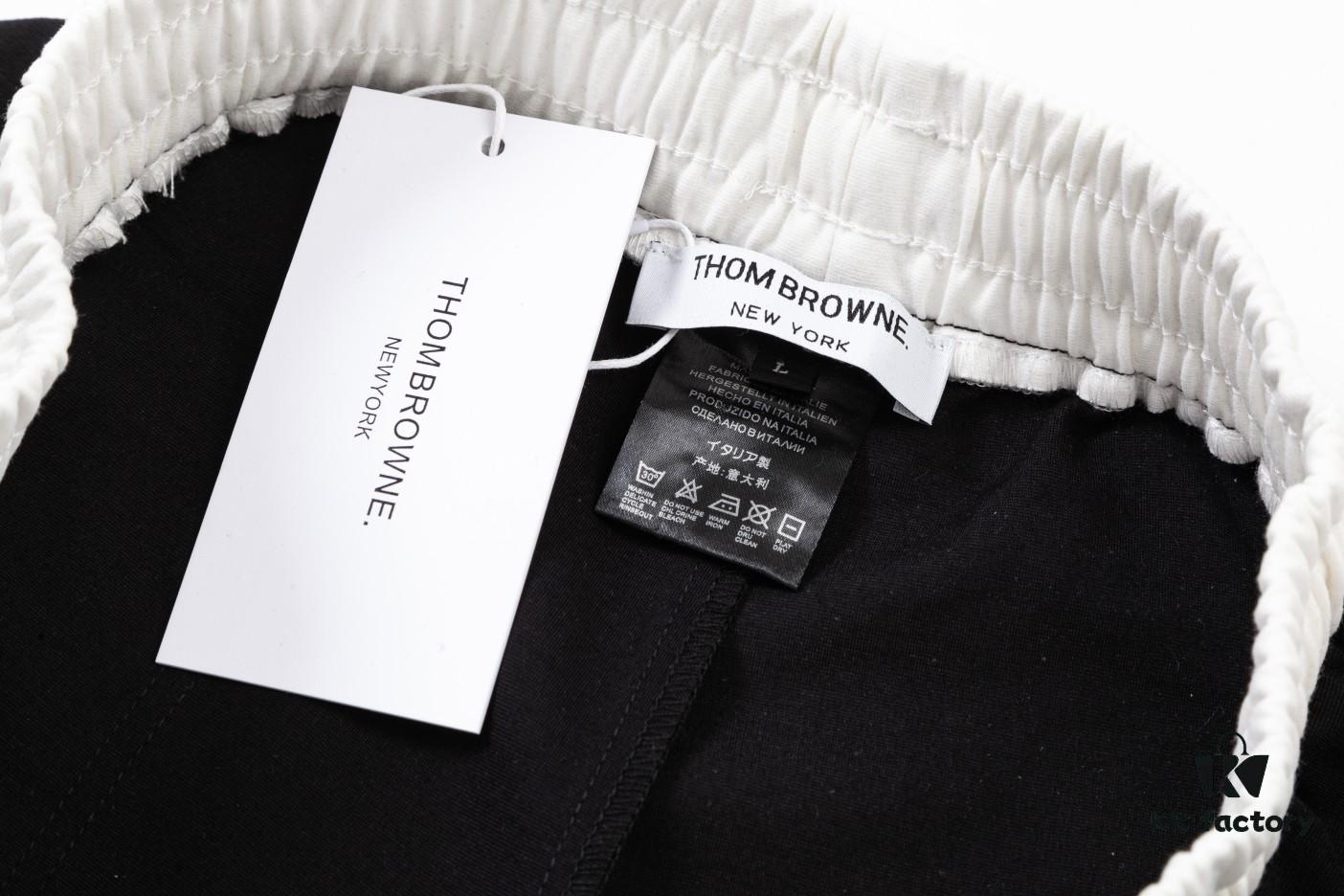 6931a52accd8ab3d7af99788 2024SS Thom Browne New Knit Shorts, Custom Fabric, Jacquard Knitting Technique, Embroidered Logo, Streamlined Three-Stripes Paneling, Premium Metal Hardware Drawstring for a Comfortable, Breathable, Structured Fit, Stylish Casual Wear