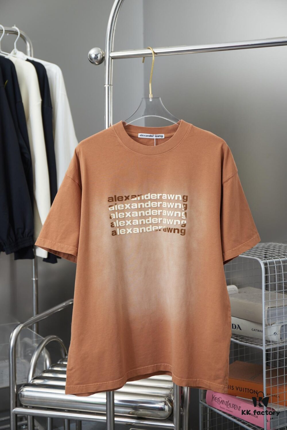 6931a546ccd8ab3d7af9995b Alexarde*wang 25SS Early Spring New Arrival 3D Wa Jiao Gradient Print Short Sleeve T-Shirt