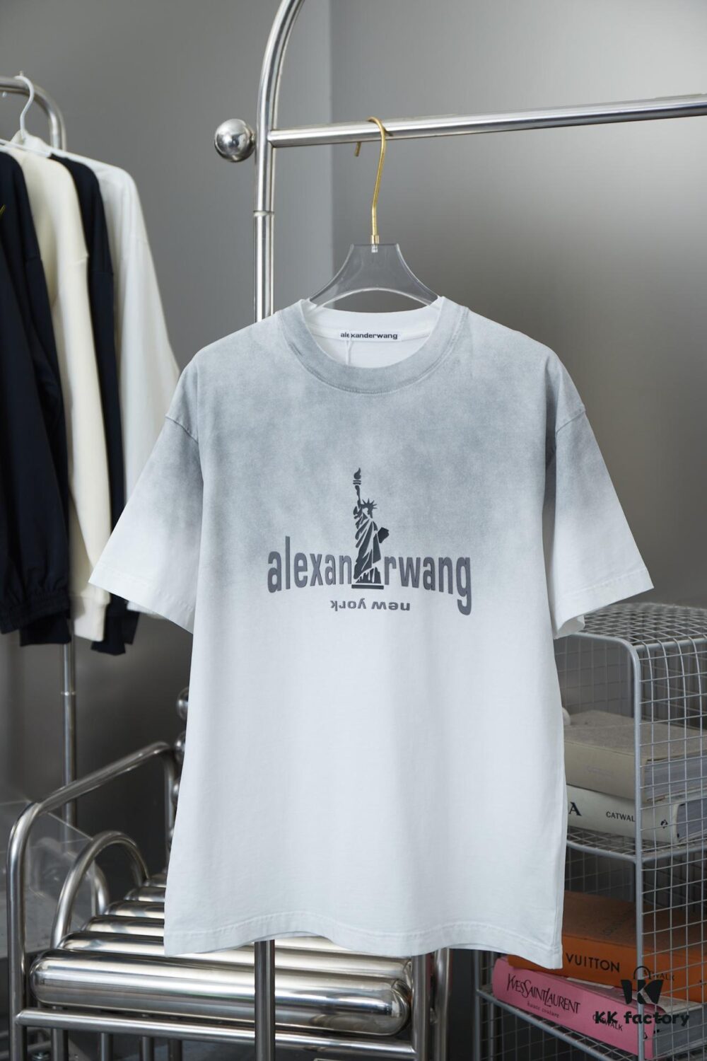 6931a548ccd8ab3d7af9997f Alexarde*wang 25SS Early Spring New Arrival 3D Wa Gel Goddess Print Short Sleeve T-Shirt