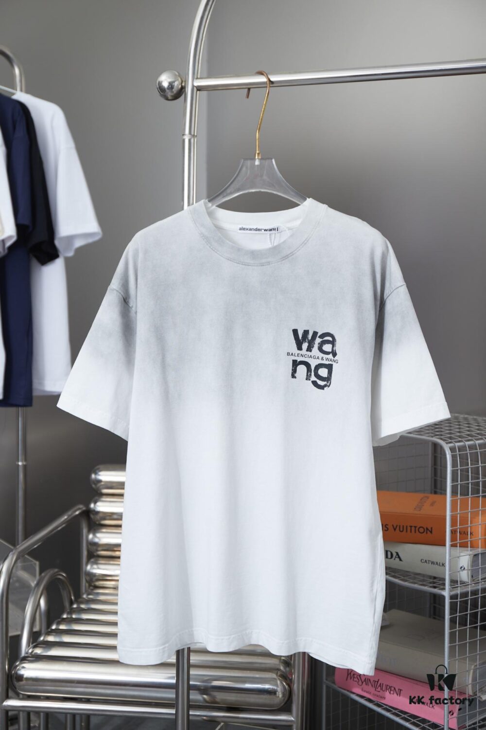 6931a555ccd8ab3d7af99a33 Alexarde*wang 25SS Early Spring New Arrival Graffiti Hand-Drawn Print Short Sleeve T-Shirt