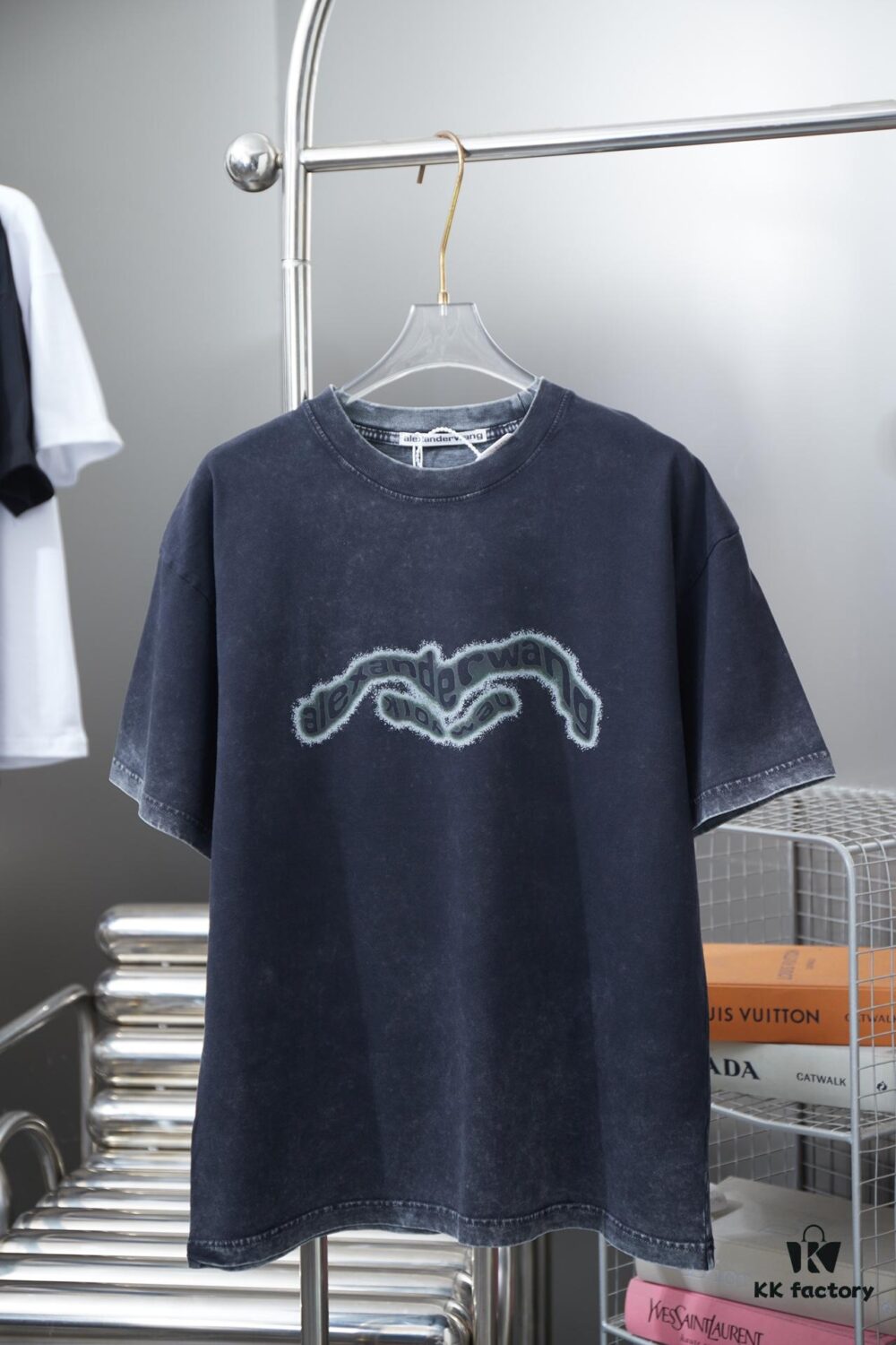 6931a558ccd8ab3d7af99a6a Alexard*rwang 25SS Early Spring New Arrival Graffiti Letter Print Short Sleeve T-Shirt