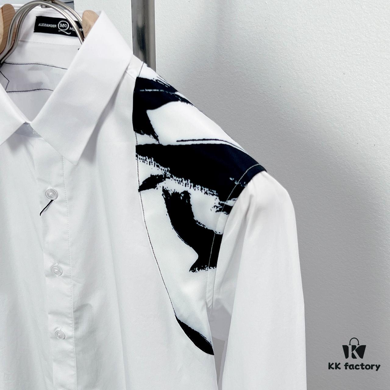 Alexander McQueen Camouflage Color-Blocked Shoulder Strap Design Shirt