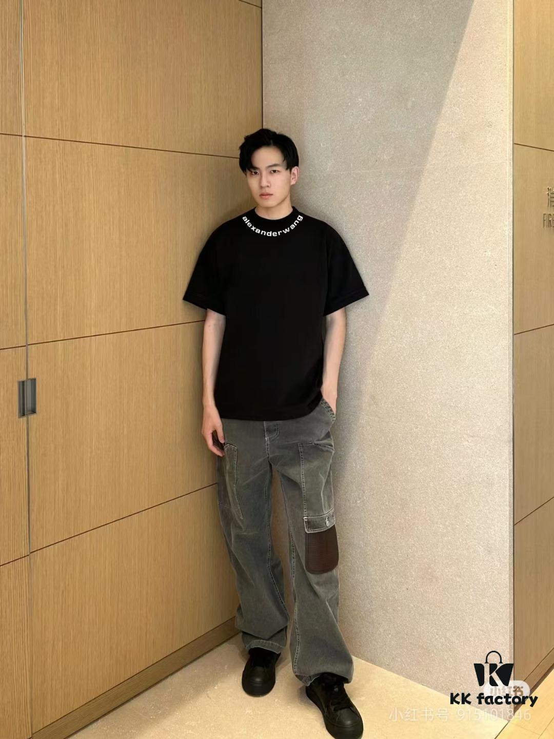 6931a563ccd8ab3d7af99b31 Alexander Wang 2025FW Short Sleeve T-Shirt with Silicone Thick Panel Letter Print, Premium 26s Double Yarn 300g Fabric