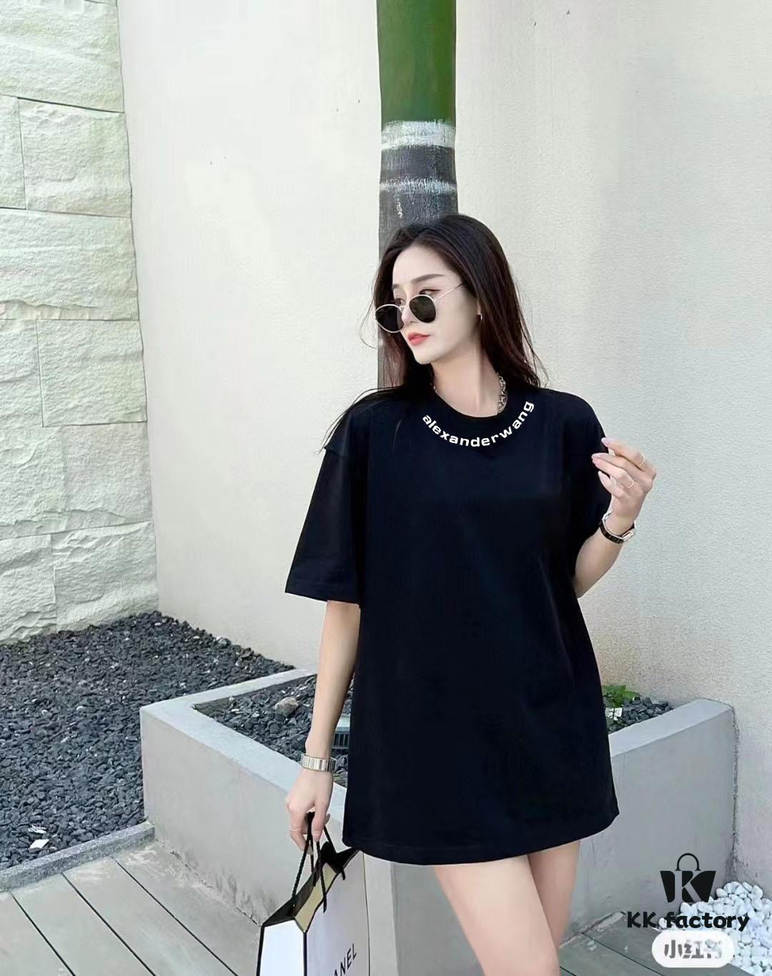 6931a563ccd8ab3d7af99b32 Alexander Wang 2025FW Short Sleeve T-Shirt with Silicone Thick Panel Letter Print, Premium 26s Double Yarn 300g Fabric