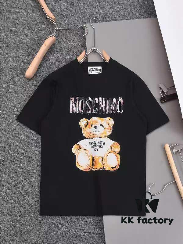 6931a579ccd8ab3d7af99c88 Moschino Print T-Shirt, New Arrival, Minimalist Fashion Design, Pre-Shrunk 100% Cotton Fabric, Approx. 260g Weight, Soft and Skin-Friendly, Unisex Style