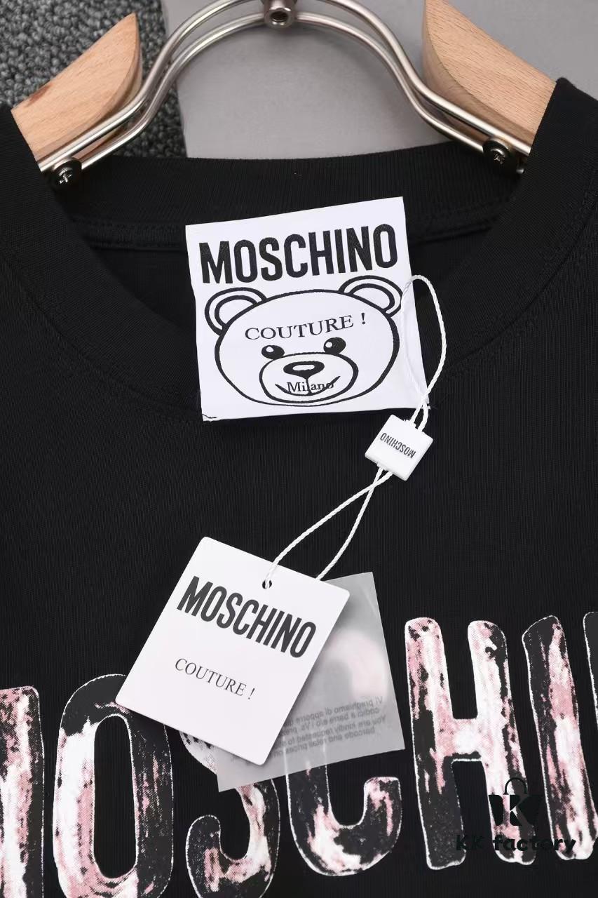 6931a579ccd8ab3d7af99c8d Moschino Print T-Shirt, New Arrival, Minimalist Fashion Design, Pre-Shrunk 100% Cotton Fabric, Approx. 260g Weight, Soft and Skin-Friendly, Unisex Style