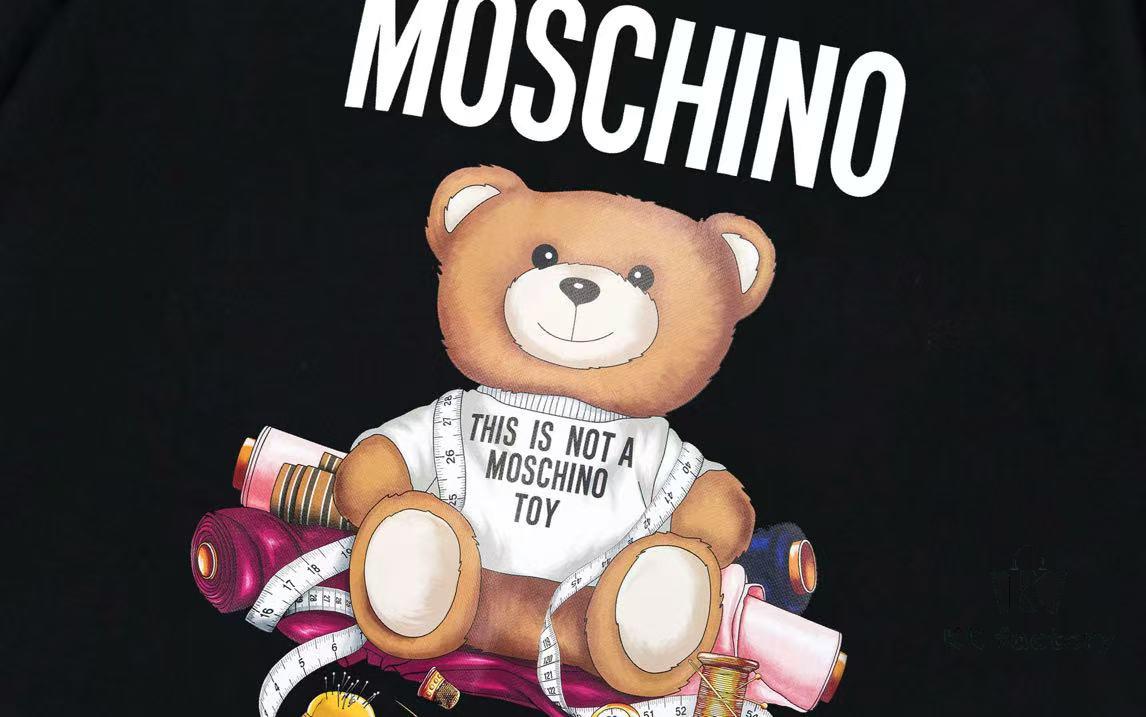 6931a580ccd8ab3d7af99d13 Moschino 2025 New Arrival Cute Series Tailor Bear Letter Logo Unisex Short Sleeve T-Shirt