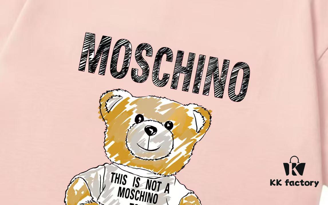 6931a581ccd8ab3d7af99d1c Moschino 2025 New Arrival Cute Collection Doll Letter Logo Unisex Short Sleeve T-Shirt