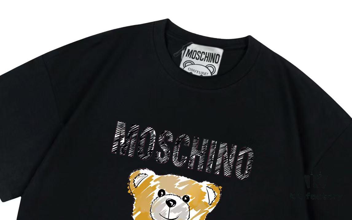 6931a582ccd8ab3d7af99d32 Moschino 2025 New Arrival Cute Collection Doll Letter Logo Unisex Short Sleeve T-Shirt