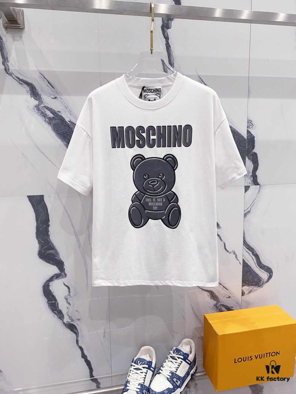 6931a592ccd8ab3d7af99e42 MOSCHINO Bear Logo Graphic Round-Neck Short-Sleeve T-Shirt 260g
