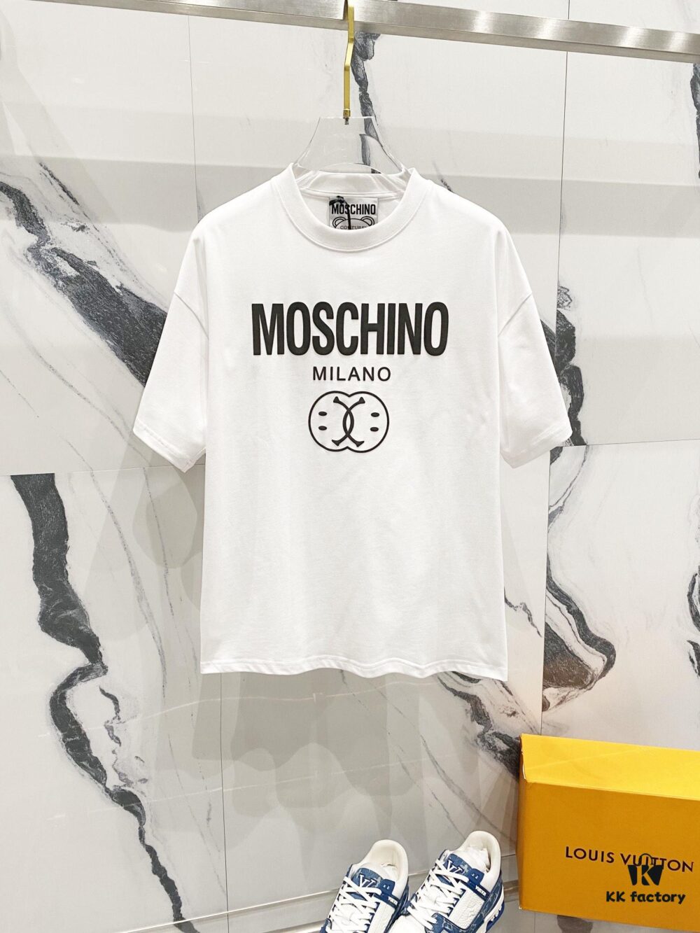 6931a596ccd8ab3d7af99e95 MOSCHINO 260g Crew Neck Short Sleeve T-Shirt with Classic Brand Letter Foil Logo
