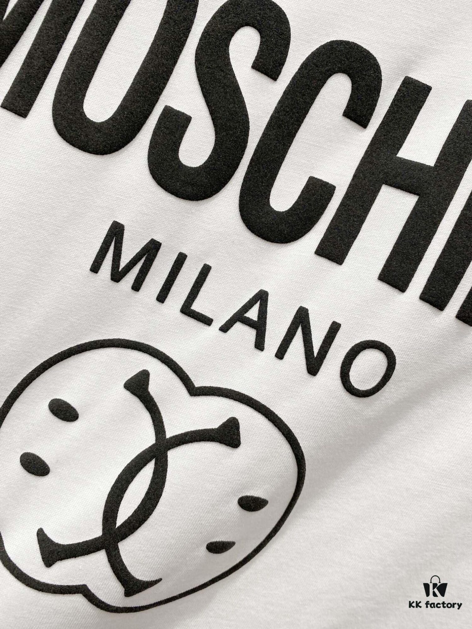 6931a596ccd8ab3d7af99e9a MOSCHINO 260g Crew Neck Short Sleeve T-Shirt with Classic Brand Letter Foil Logo