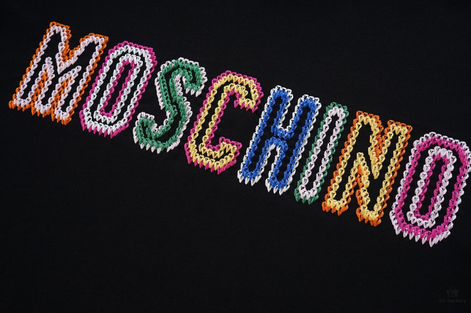 6931a5a8ccd8ab3d7af99fcf Q628#♈️ Fine Cotton Double-Yarn MOSCHINO New Short Sleeve T-Shirt, 230g Double-Ply 32s Pure Cotton Fabric with Special Machine Embroidery, Unisex Design