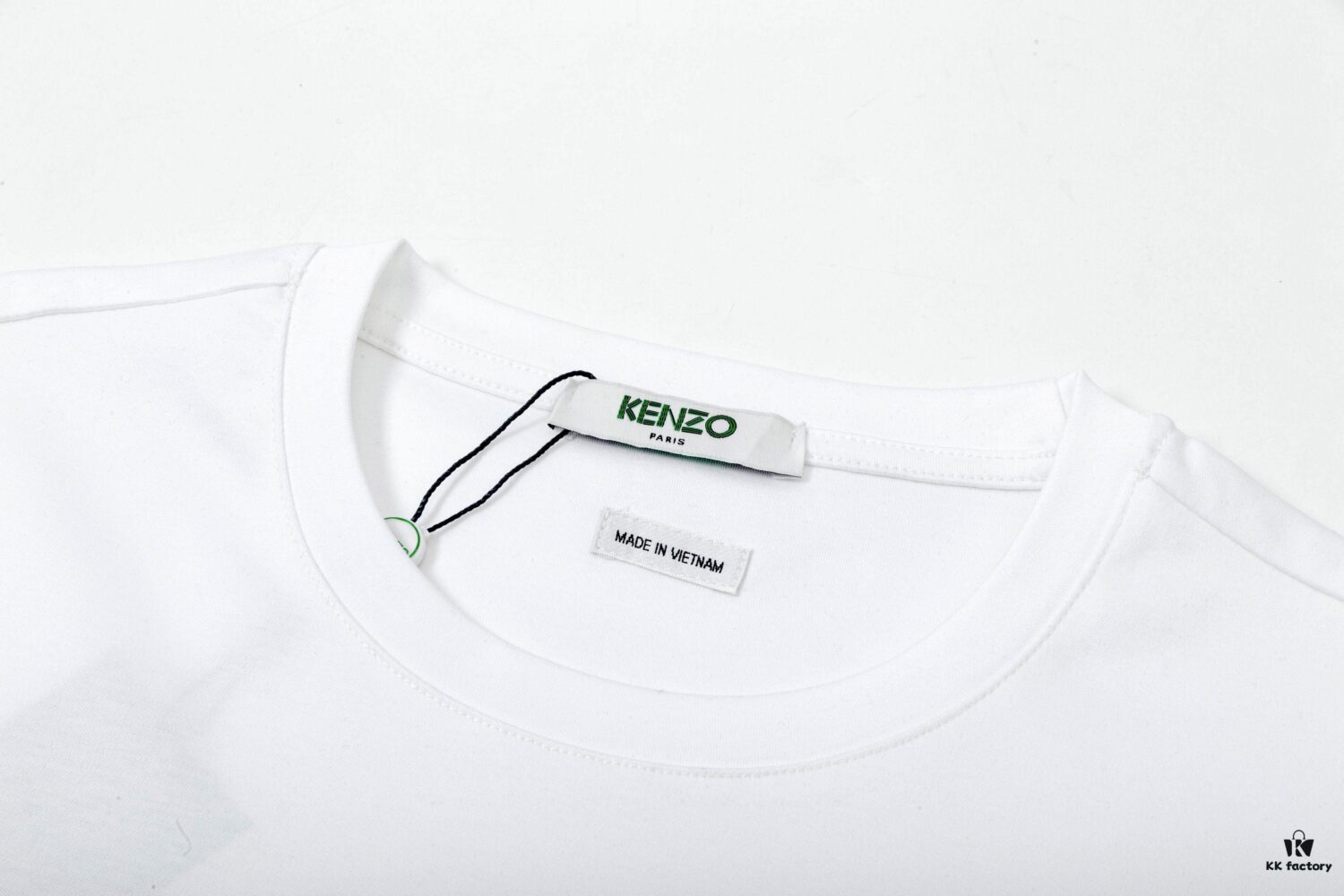 6931a5b1ccd8ab3d7af9a073 KEZNO – 2025 New Spring/Summer Premium 270g Silk-Cotton Short Sleeve T-Shirt with Embroidered Tiger Head Design, 3D Embossment Exuding Mature Elegance, Minimalist Classic Logo, Ideal Choice for Spring and Summer Wear