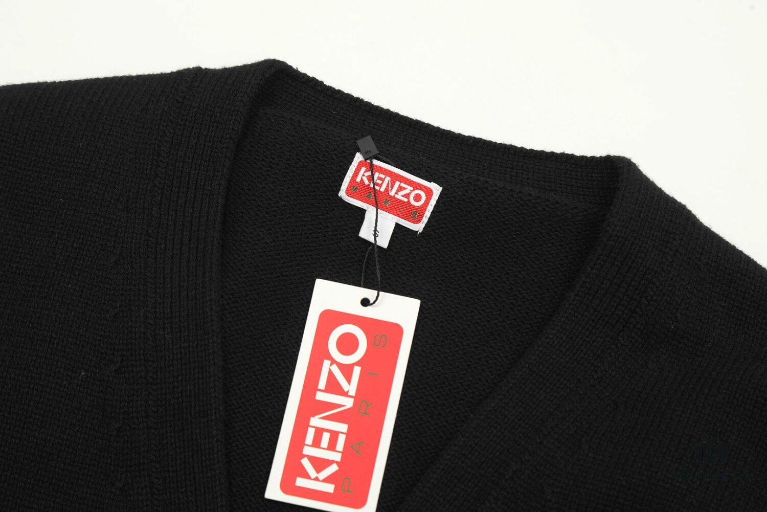 6931a5c2ccd8ab3d7af9a182 KENZO Begonia Flower V-Neck Solid Color Embroidered Logo Unisex Knit Cardigan