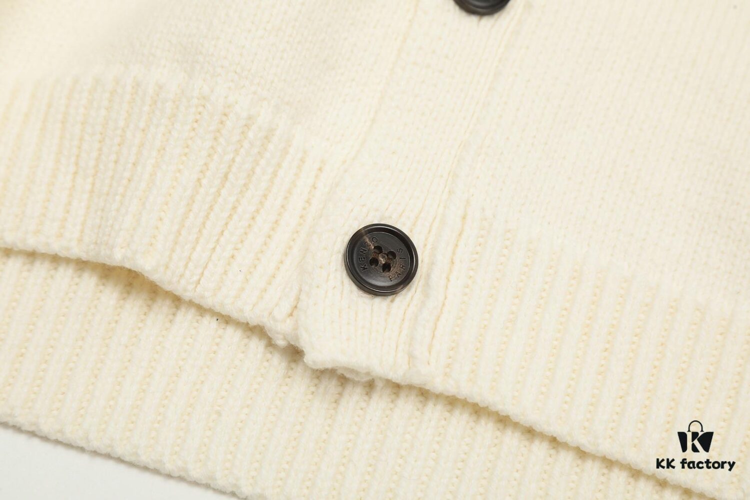 6931a5c3ccd8ab3d7af9a18f KENZO Begonia Flower V-Neck Embroidered Logo Unisex Knit Cardigan
