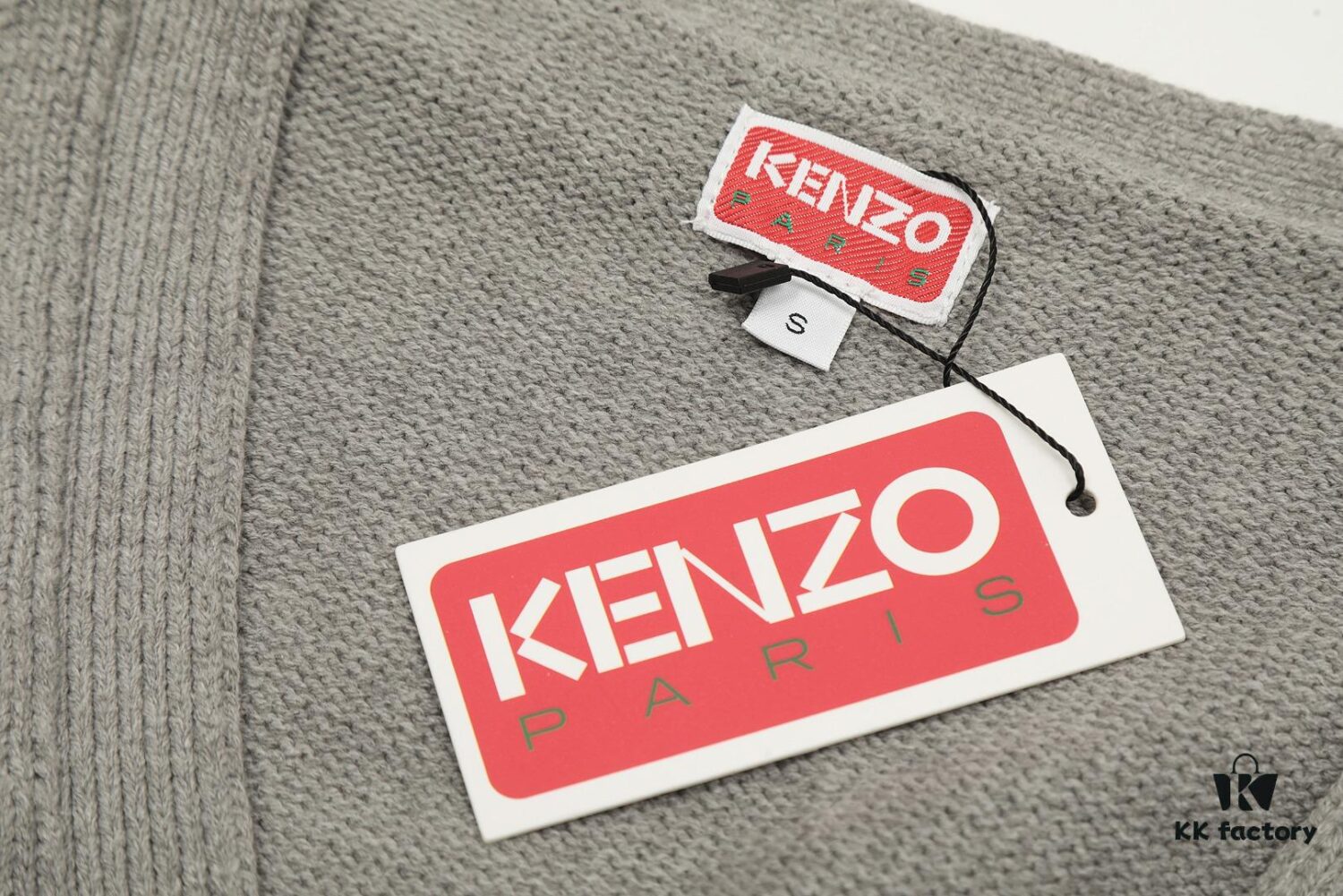 6931a5c3ccd8ab3d7af9a19d KENZO Begonia Flower V-Neck Solid Color Embroidered Logo Unisex Knit Cardigan