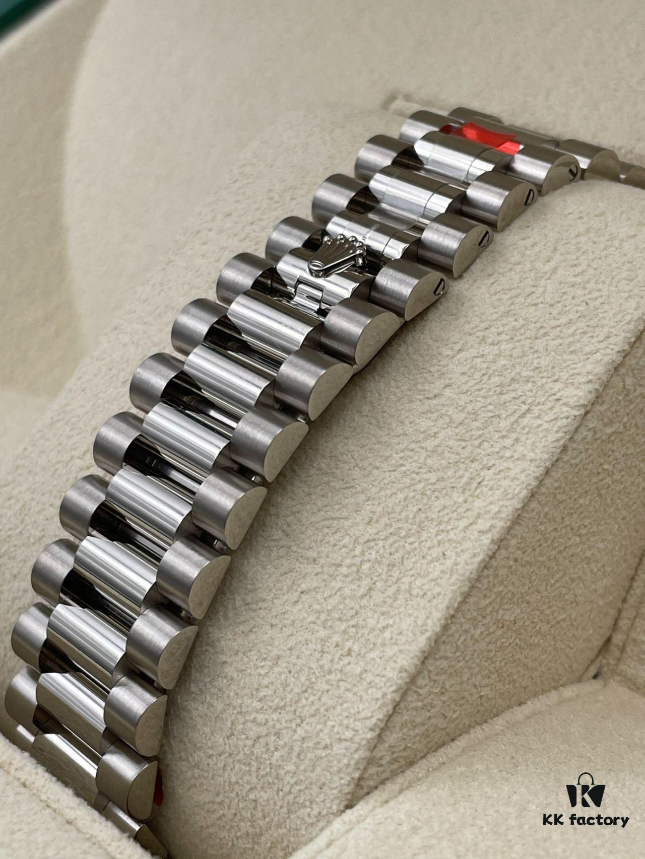 6931a5edccd8ab3d7af9a472 Rolex Datejust Series Model m228239-0055 Automatic Mechanical Watch with Date and Day Display, Platinum Case, Diamond Markers, Meteorite Dial, 41mm