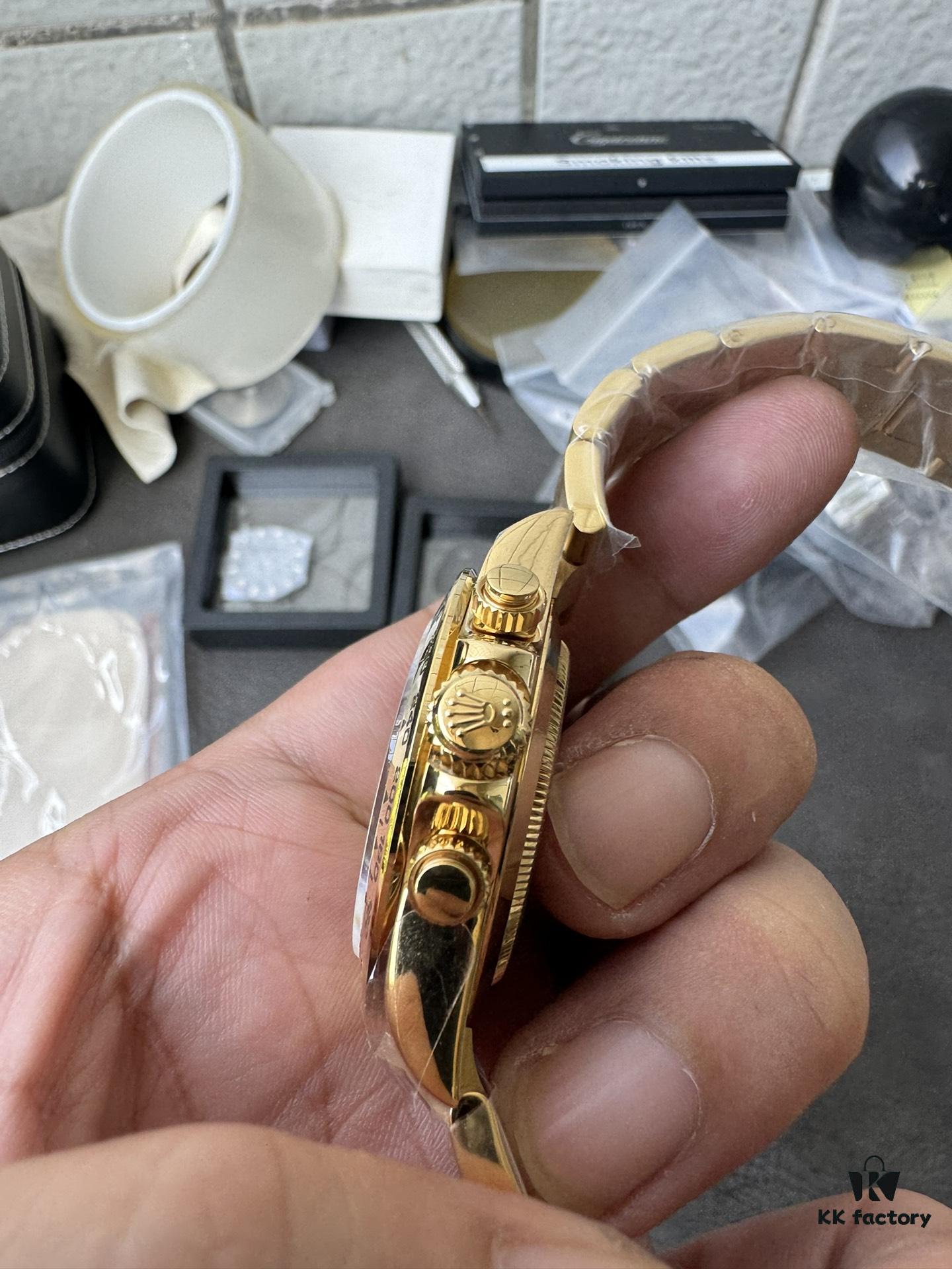 QF Gold Dior, Rear Gold Plated