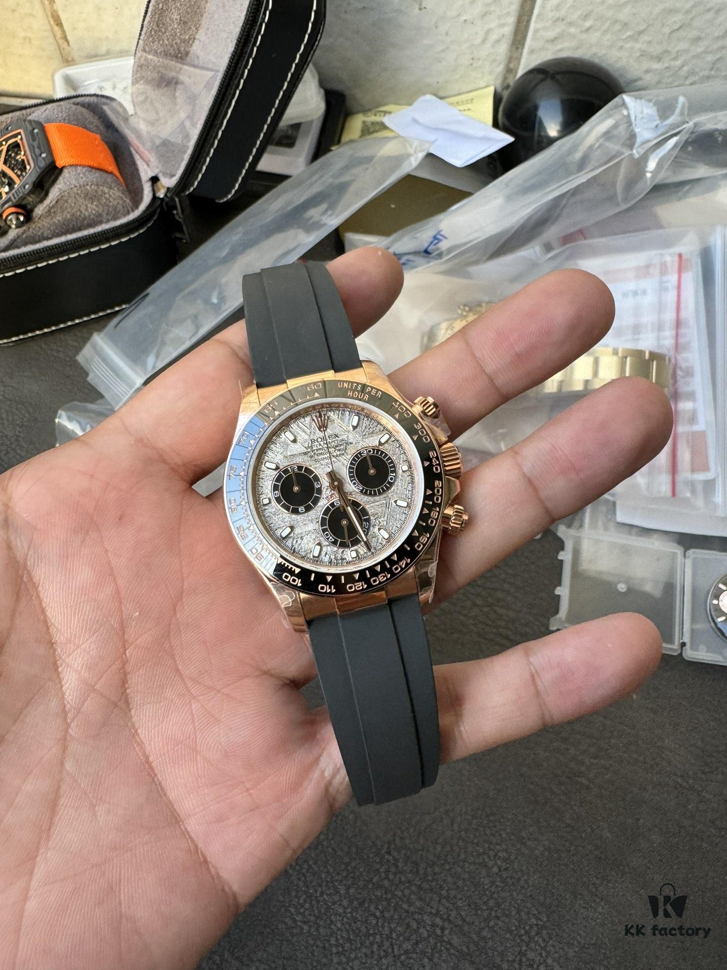 QF Counterweight Daytona with Modified Meteorite Dial