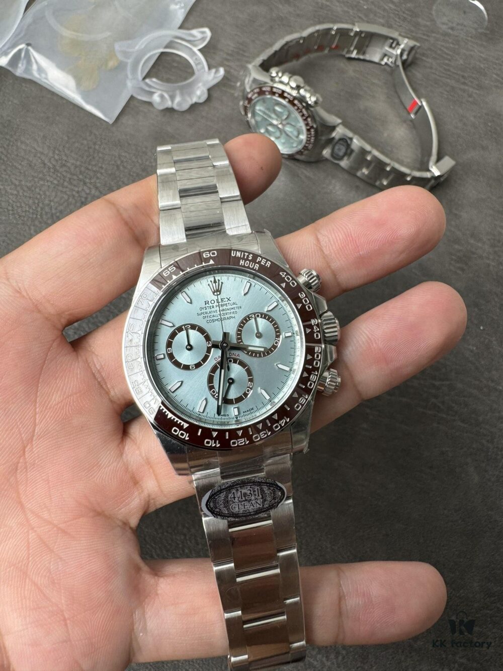 C Factory New Arrival 4131 Ice Blue Dial with Engraving, Transparent Case Back