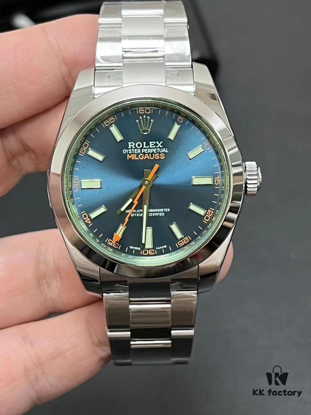 Vs New Arrival Lightning Green Glass 3131 Movement