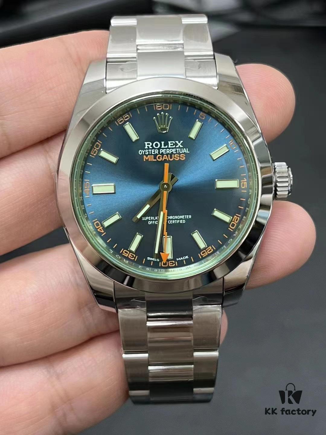 Vs New Arrival Lightning Green Glass 3131 Movement