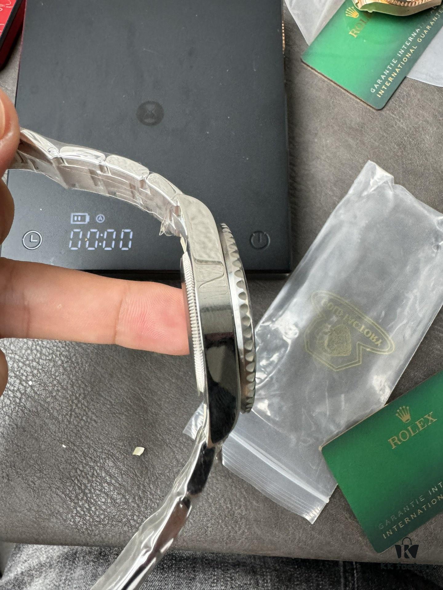 6931a636ccd8ab3d7af9a95a Gold Factory Dog Factory Upgrade V2 Top Version Weighted Greenwich 18K Gold Edition No Peeling No Fading