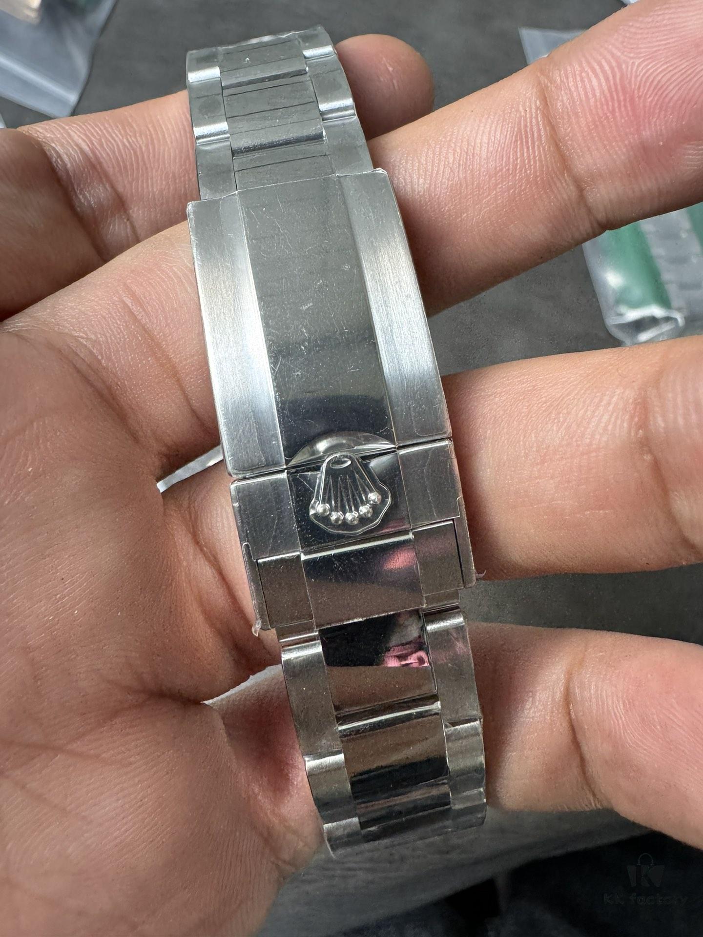 6931a638ccd8ab3d7af9a979 Gold Factory Dog Factory Upgrade V2 Top Version Weighted Greenwich 18K Gold Plated Watch, Not Peeling or Fading
