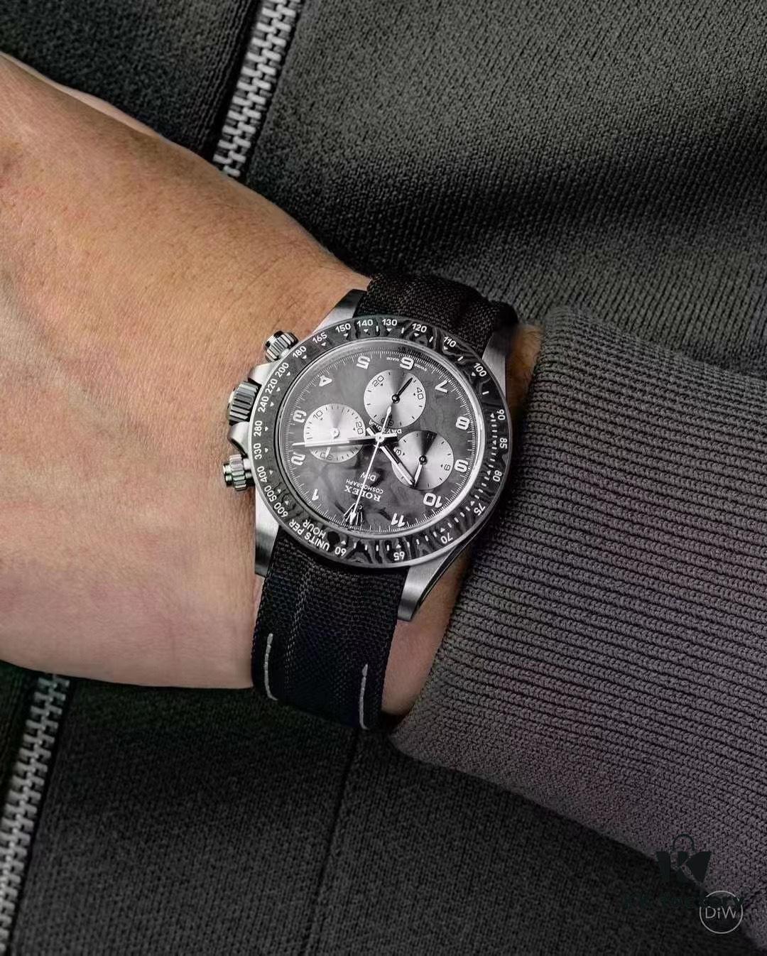 6931a63cccd8ab3d7af9a9c5 DIW's New Masterpiece 'CARBON ROLEX DAYTONA Exceptional-1'