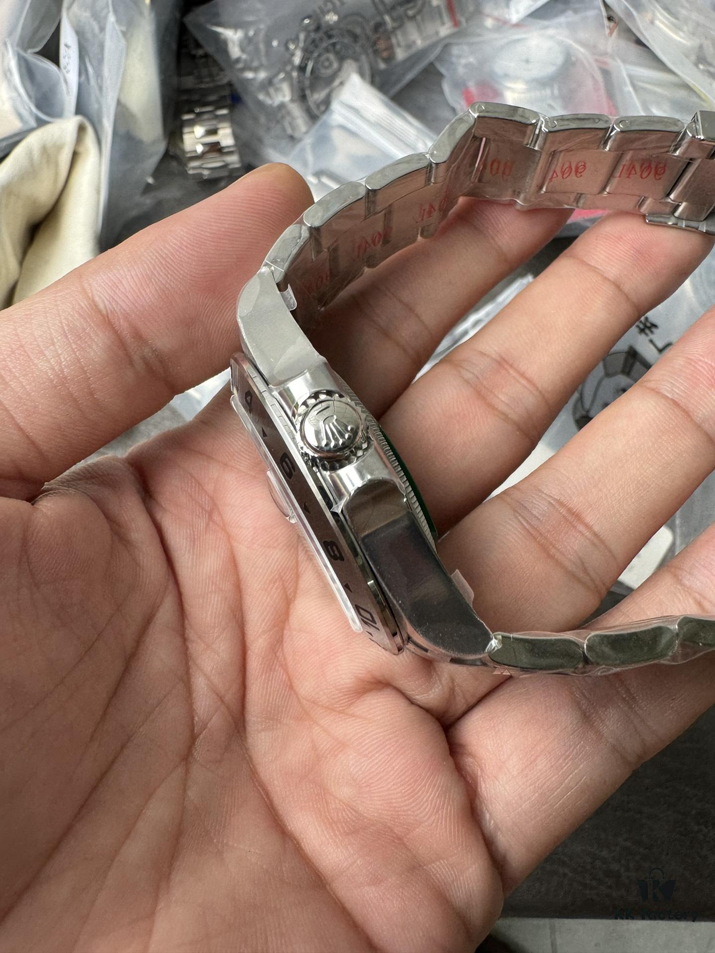 6931a63eccd8ab3d7af9a9e4 Clean Explorer II, brand new customized large-size Dandong 3285 movement