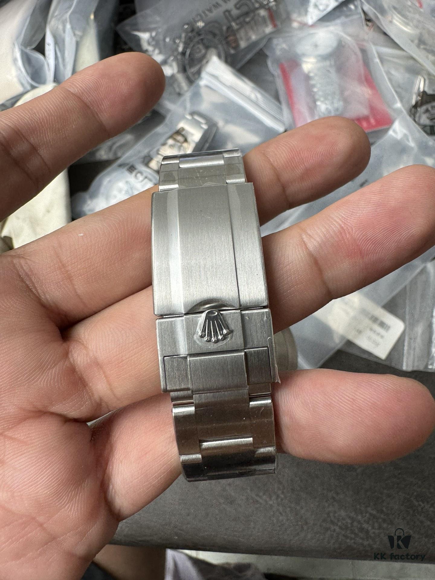 6931a63eccd8ab3d7af9a9e8 Clean Explorer II, brand new customized large-size Dandong 3285 movement