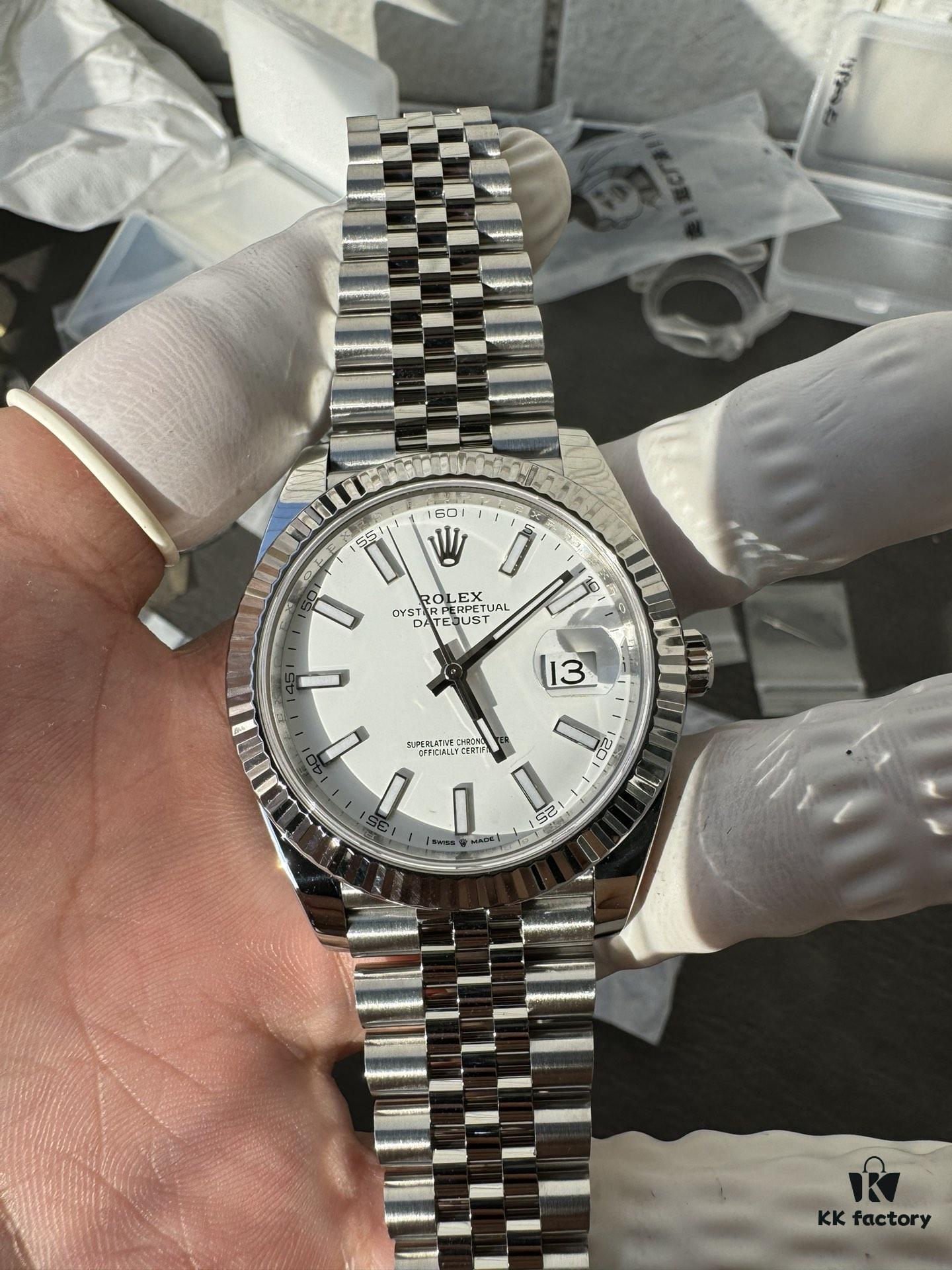 6931a64dccd8ab3d7af9aaee Clean Base with Genuine Replacement Parts Set (Calendar, Hands, Glass, Dial) and 18K Gold Dog Tooth Bezel – Refurbished with Secondary Chamfering and Brushed Finish