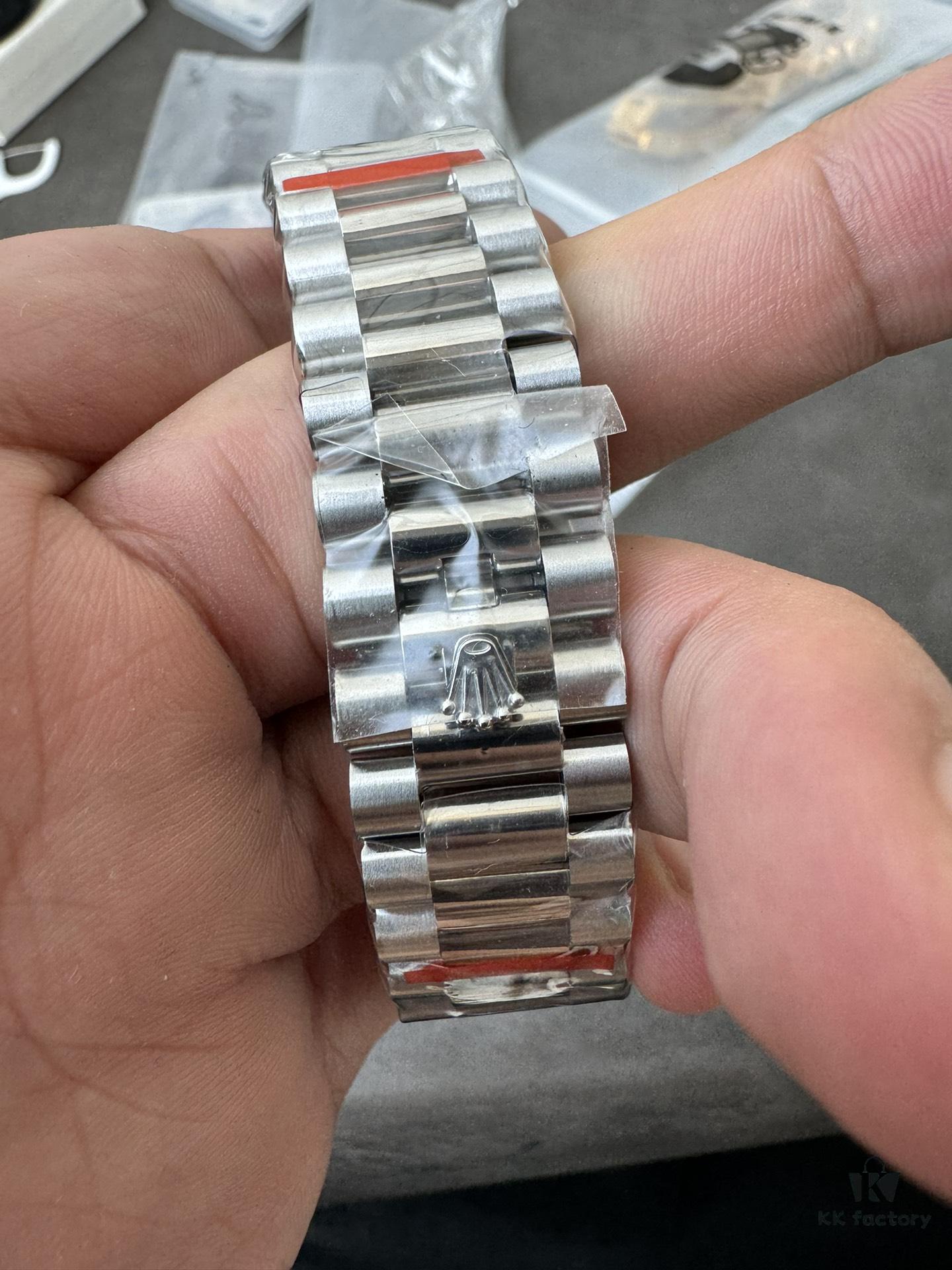 QF Counterweight DD Modified Moissanite Setting