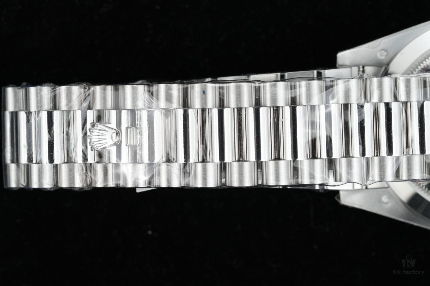 6931a654ccd8ab3d7af9ab6a THB Weight with DD, APS Case from Same Factory, New Weight Material Closer to Genuine in Weight, Improved Chipping Issue, Custom Shanghai 3255 Movement with 70h Power Reserve, Best DD Available