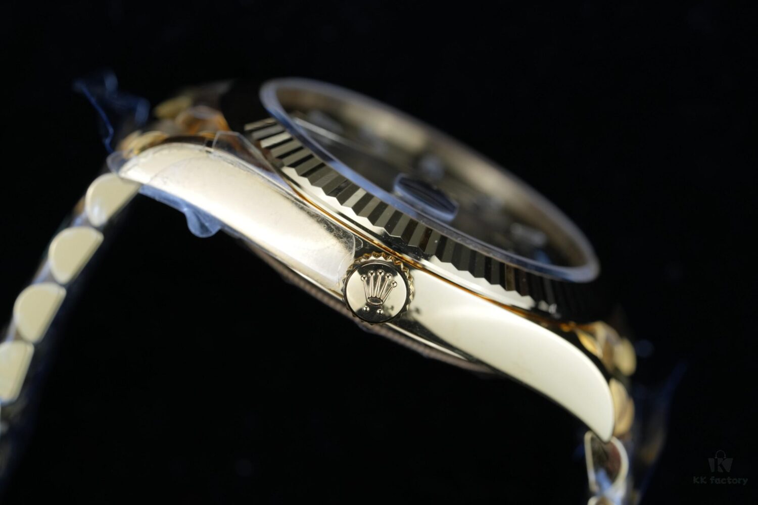 6931a654ccd8ab3d7af9ab6c THB Weight with DD, APS Case from Same Factory, New Weight Material Closer to Genuine in Weight, Improved Chipping Issue, Custom Shanghai 3255 Movement with 70h Power Reserve, Best DD Available