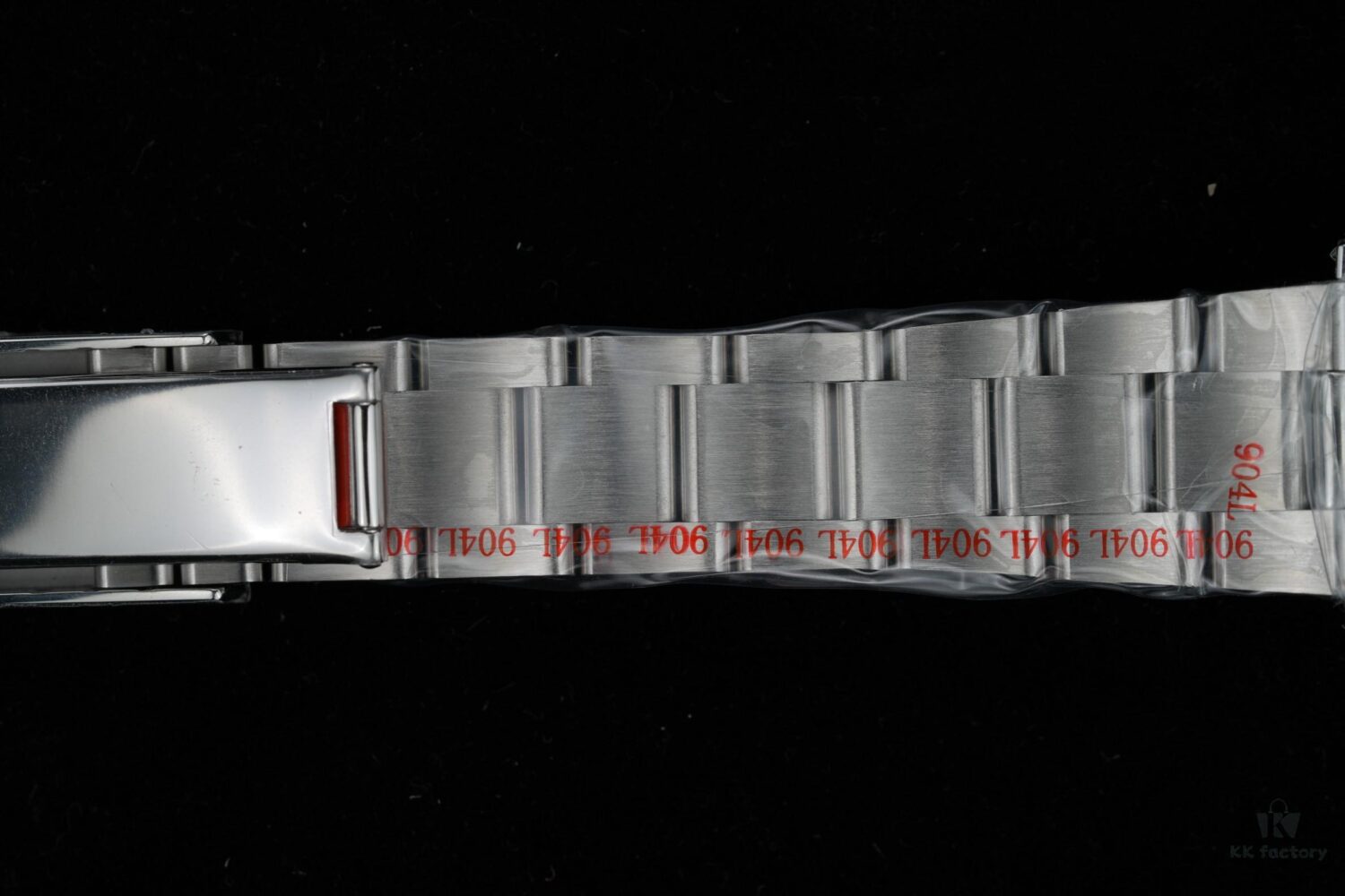 6931a659ccd8ab3d7af9abc2 QF Le Mans Real Shot